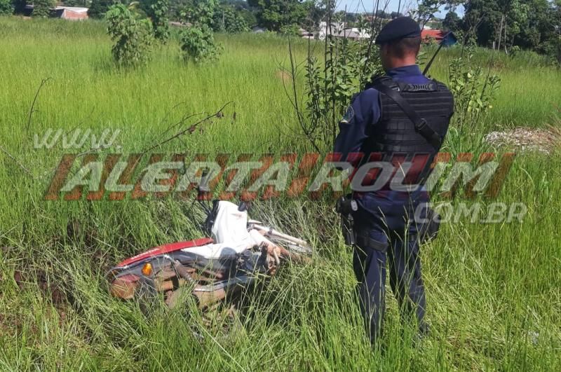 Motocicleta furtada em Cacoal foi recuperada pela Polícia Militar em Rolim de Moura Motocicleta furtada em Cacoal foi recuperada pela Polícia Militar em Rolim de Moura