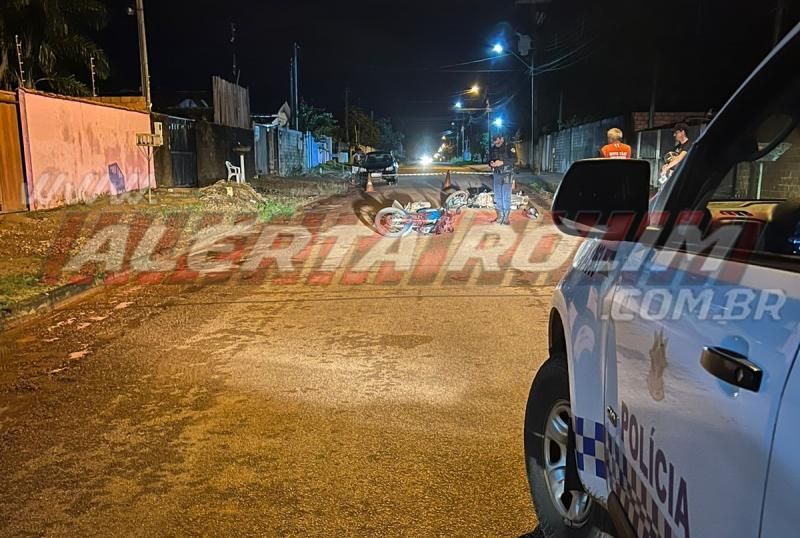 Motociclista foi socorrido em estado grave após acidente no bairro Cidade Alta, em Rolim de Moura Motociclista foi socorrido em estado grave após acidente no bairro Cidade Alta, em Rolim de Moura