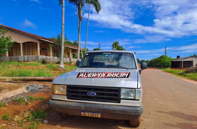 Polícia Militar em Nova Brasilândia recuperou caminhonete furtada, durante a madrugada em Migrantinópolis Polícia Militar em Nova Brasilândia recuperou caminhonete furtada, durante a madrugada em Migrantinópolis
