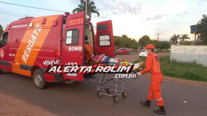 Mulher sofreu trauma de crânio e fraturou uma das pernas em grave acidente de trânsito nesta tarde, em Rolim de Moura Mulher sofreu trauma de crânio e fraturou uma das pernas em grave acidente de trânsito nesta tarde, em Rolim de Moura