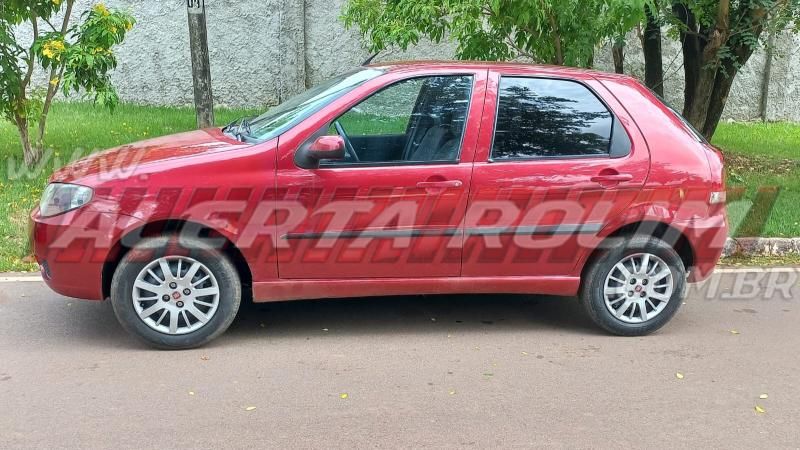 Acidente de trânsito envolvendo carro e moto foi registrado nesta manhã em Rolim de Moura Acidente de trânsito envolvendo carro e moto foi registrado nesta manhã em Rolim de Moura