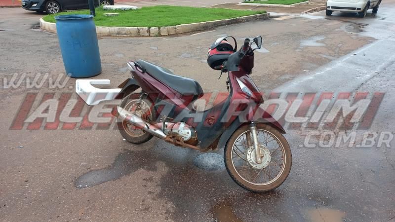 Acidente de trânsito no Centro de Rolim de Moura deixou mulher ferida Acidente de trânsito no Centro de Rolim de Moura deixou mulher ferida