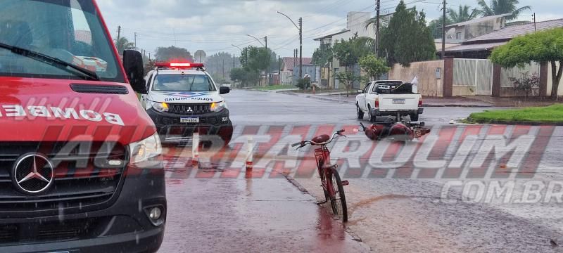 Acidente envolvendo Biz e Saveiro deixou mulher ferida nesta quarta-feira, em Rolim de Moura Acidente envolvendo Biz e Saveiro deixou mulher ferida nesta quarta-feira, em Rolim de Moura