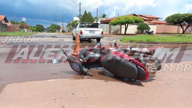 Acidente envolvendo Biz e Saveiro deixou mulher ferida nesta quarta-feira, em Rolim de Moura Acidente envolvendo Biz e Saveiro deixou mulher ferida nesta quarta-feira, em Rolim de Moura