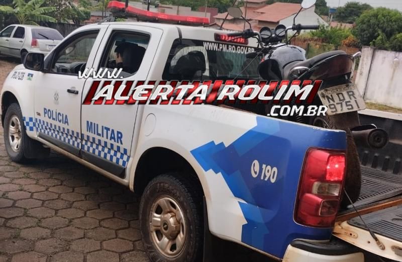 Através de denúncia, Polícia Militar recuperou Fan que foi furtada na noite de domingo no Centro de Rolim de Moura Através de denúncia, Polícia Militar recuperou Fan que foi furtada na noite de domingo no Centro de Rolim de Moura