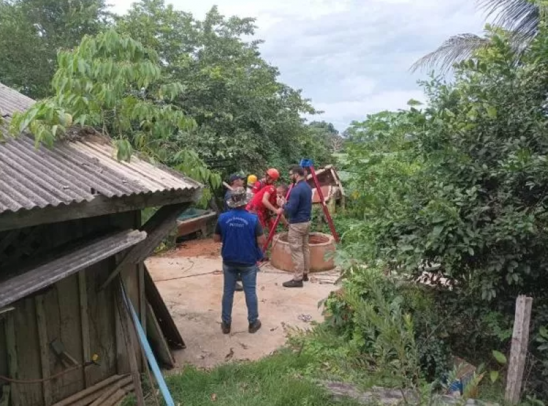 Criança desaparecida é encontrada dentro de poço e madrasta é presa suspeita de cometer crime em Cerejeiras Criança desaparecida é encontrada dentro de poço e madrasta é presa suspeita de cometer crime em Cerejeiras