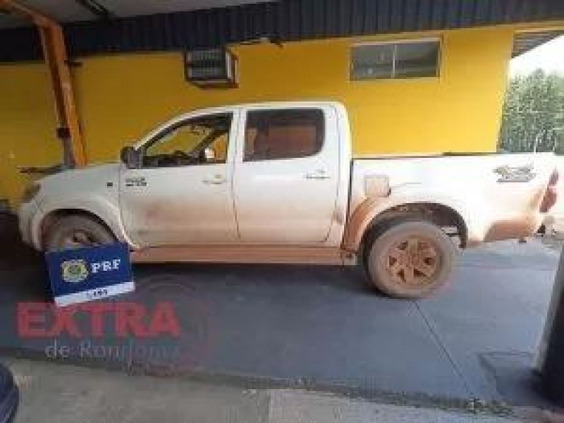 PRF recupera picape com registro de roubo que estava com indígenas em Vilhena PRF recupera picape com registro de roubo que estava com indígenas em Vilhena