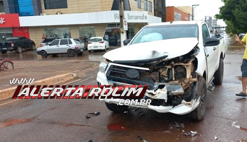 PM registrou colisão traseira nesta manhã no Centro de Rolim de Moura PM registrou colisão traseira nesta manhã no Centro de Rolim de Moura
