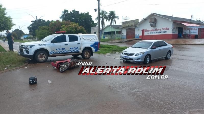 Acidente de trânsito no começo desta tarde deixou mulher ferida no São Cristóvão, em Rolim de Moura Acidente de trânsito no começo desta tarde deixou mulher ferida no São Cristóvão, em Rolim de Moura