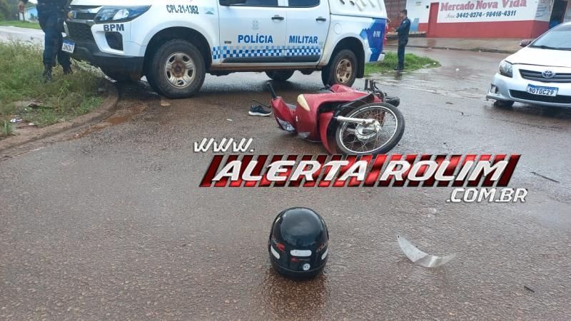 Acidente de trânsito no começo desta tarde deixou mulher ferida no São Cristóvão, em Rolim de Moura Acidente de trânsito no começo desta tarde deixou mulher ferida no São Cristóvão, em Rolim de Moura