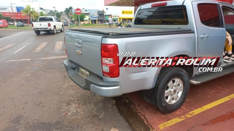 Colisão entre caminhonetes foi registrada nesta manhã, em Rolim de Moura Colisão entre caminhonetes foi registrada nesta manhã, em Rolim de Moura