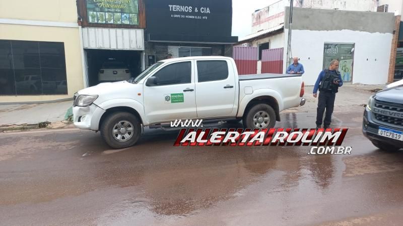 Colisão entre caminhonetes foi registrada nesta manhã, em Rolim de Moura Colisão entre caminhonetes foi registrada nesta manhã, em Rolim de Moura