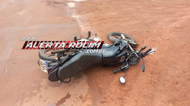 Colisão entre moto e caminhonete deixou um ferido nesta tarde, em Rolim de Moura Colisão entre moto e caminhonete deixou um ferido nesta tarde, em Rolim de Moura
