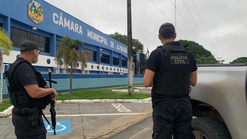 DRACO2 E GAECO deflagram operação "ARCANA REVELADA" e desarticulam Organização Criminosa em Ji-Paraná/RO DRACO2 E GAECO deflagram operação "ARCANA REVELADA" e desarticulam Organização Criminosa em Ji-Paraná/RO
