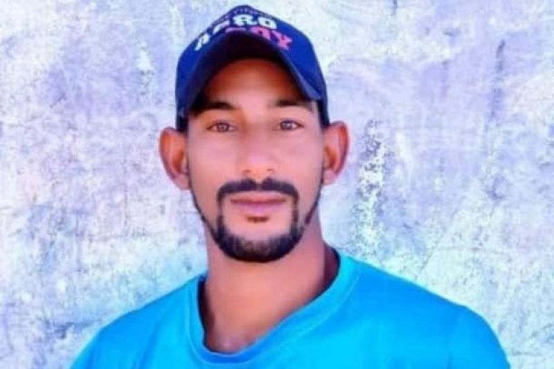 Homem foi morto a facadas pela ex-mulher, em São Miguel do Guaporé Homem foi morto a facadas pela ex-mulher, em São Miguel do Guaporé