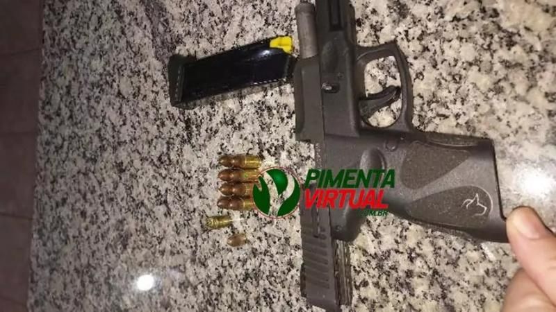 Padrasto matou enteado e deixou vizinha ferida por arma de fogo, em Pimenta Bueno Padrasto matou enteado e deixou vizinha ferida por arma de fogo, em Pimenta Bueno