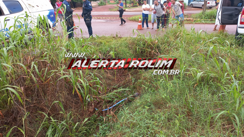 URGENTE- Homem foi encontrado morto dentro de córrego no bairro Beira Rio, em Rolim de Moura URGENTE- Homem foi encontrado morto dentro de córrego no bairro Beira Rio, em Rolim de Moura
