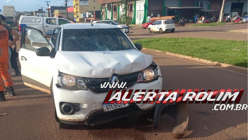 Acidente de trânsito envolvendo carro e moto deixou uma pessoa ferida nesta tarde, em Rolim de Moura Acidente de trânsito envolvendo carro e moto deixou uma pessoa ferida nesta tarde, em Rolim de Moura