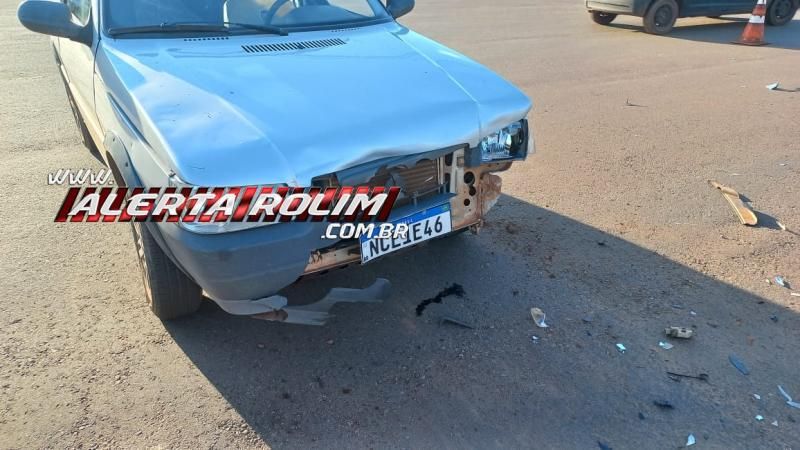 Grave acidente de trânsito foi registrado nessa manhã no Centro de Rolim de Moura Grave acidente de trânsito foi registrado nessa manhã no Centro de Rolim de Moura