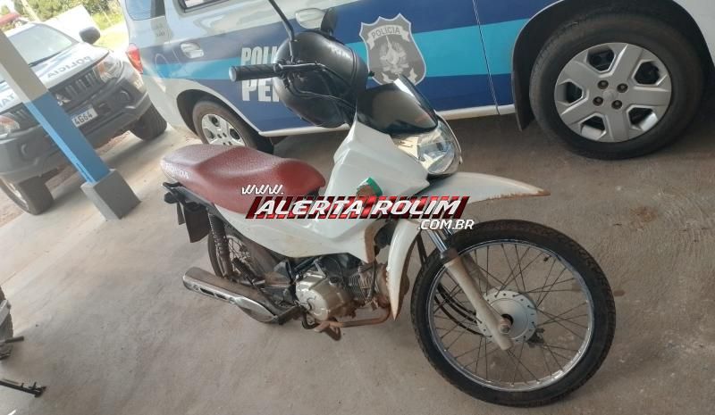 Moto roubada foi recuperada pela Polícia Militar, com apoio da Polícia Penal, em Rolim de Moura Moto roubada foi recuperada pela Polícia Militar, com apoio da Polícia Penal, em Rolim de Moura