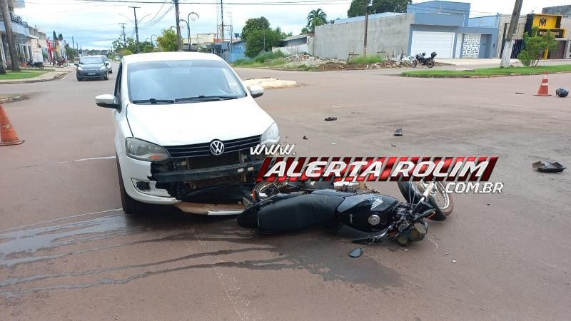 Motociclista foi socorrido após ser atingido por carro nesta manhã de sábado, em Rolim de Moura Motociclista foi socorrido após ser atingido por carro nesta manhã de sábado, em Rolim de Moura