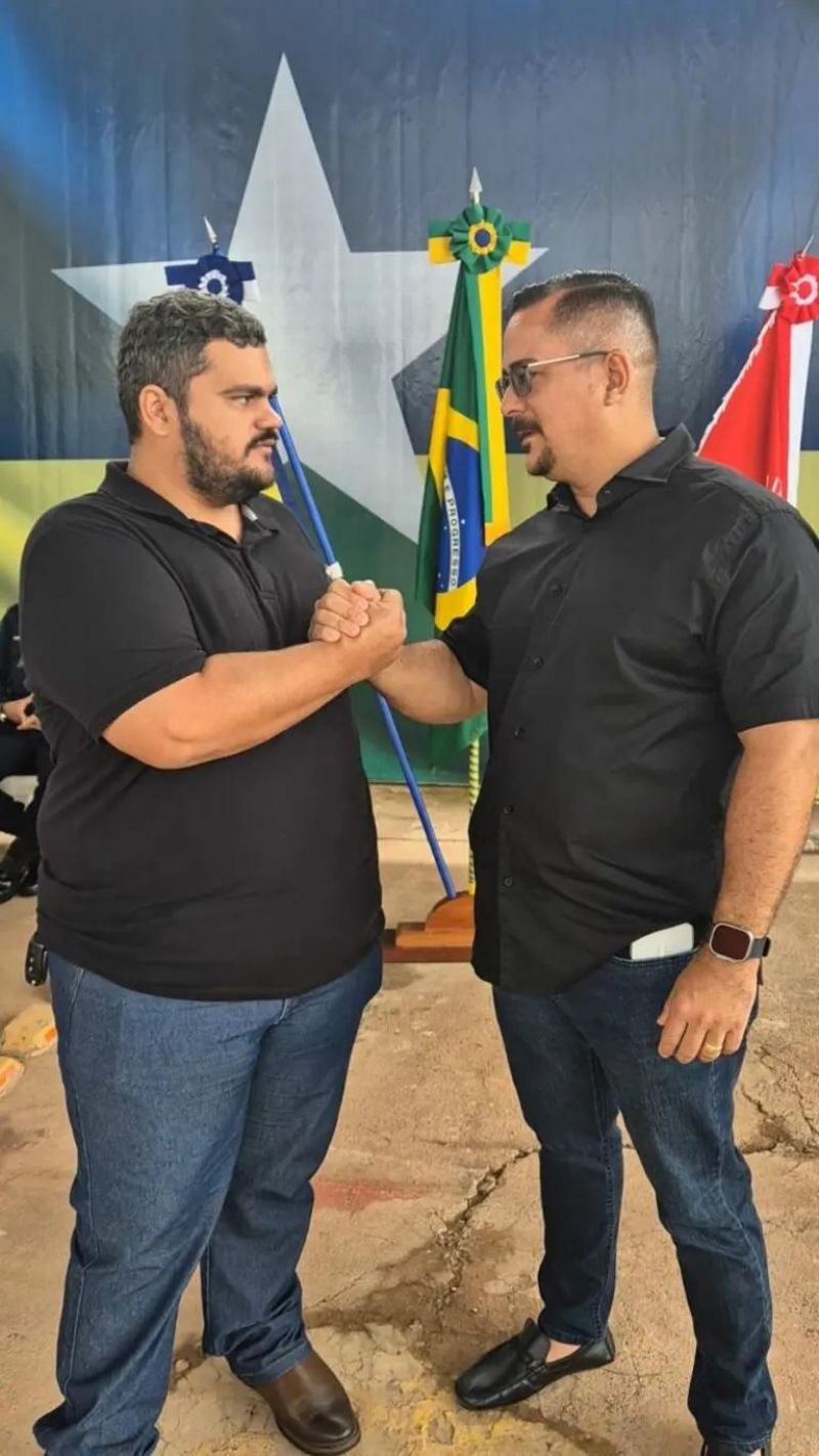 Rolim de Moura – Thiago Moreira prestigia entrega de equipamentos e veículos para o Corpo de Bombeiros, Politec e Polícia Militar Rolim de Moura – Thiago Moreira prestigia entrega de equipamentos e veículos para o Corpo de Bombeiros, Politec e Polícia Militar