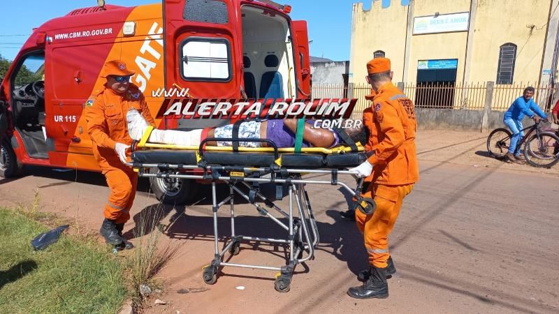 Motociclista fraturou uma das pernas ao ser atingido por caminhonete nessa manhã, em Rolim de Moura Motociclista fraturou uma das pernas ao ser atingido por caminhonete nessa manhã, em Rolim de Moura