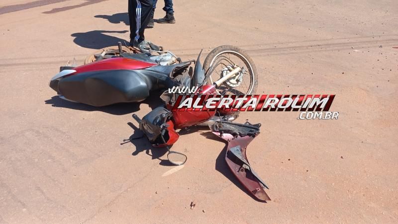 Acidente de trânsito deixou condutora de moto ferida nessa sexta-feira, em Rolim de Moura Acidente de trânsito deixou condutora de moto ferida nessa sexta-feira, em Rolim de Moura