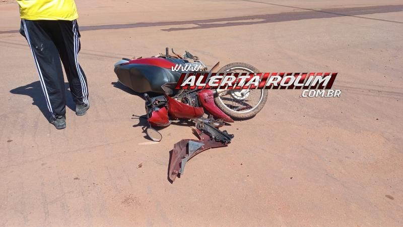 Acidente de trânsito deixou condutora de moto ferida nessa sexta-feira, em Rolim de Moura Acidente de trânsito deixou condutora de moto ferida nessa sexta-feira, em Rolim de Moura
