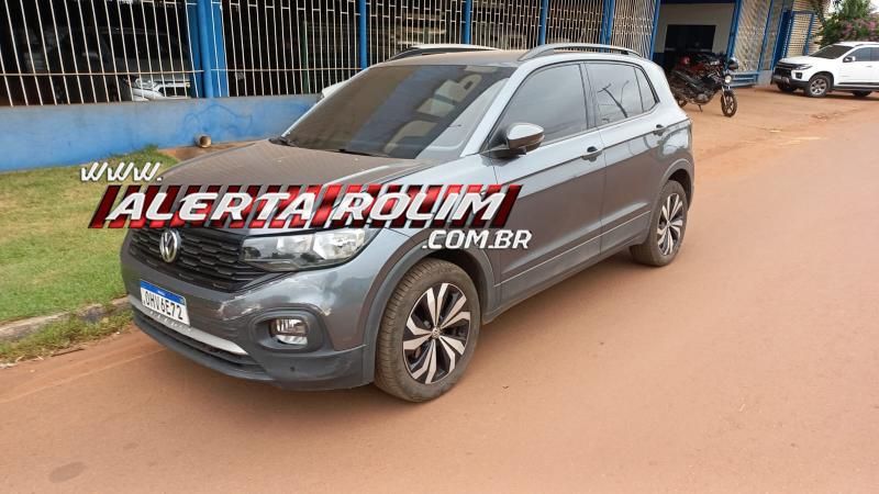 Acidente de trânsito envolvendo dois carros foi registrado nessa manhã, em Rolim de Moura Acidente de trânsito envolvendo dois carros foi registrado nessa manhã, em Rolim de Moura