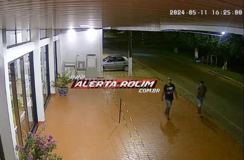 Câmeras de segurança flagraram a ação de bandidos durante a prática de furto, nesta madrugada, na empresa Mapin Materiais Para Construção, em Rolim de Moura Câmeras de segurança flagraram a ação de bandidos durante a prática de furto, nesta madrugada, na empresa Mapin Materiais Para Construção, em Rolim de Moura