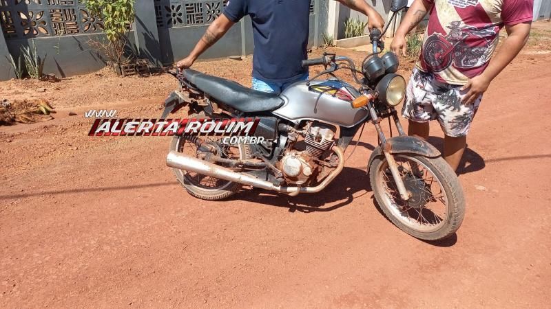 Colisao entre caminhonete e moto deixou duas pessoas feridas nessa tarde no bairro Cidade Alta, em Rolim de Moura Colisao entre caminhonete e moto deixou duas pessoas feridas nessa tarde no bairro Cidade Alta, em Rolim de Moura