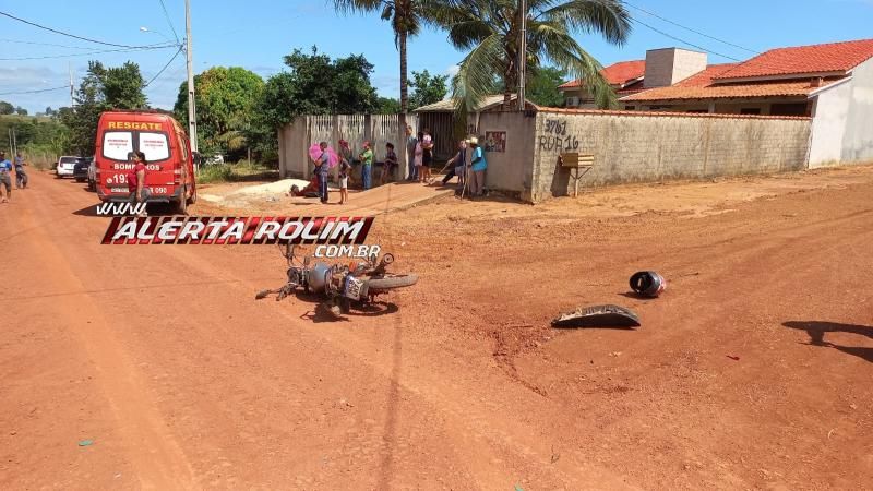 Colisao entre caminhonete e moto deixou duas pessoas feridas nessa tarde no bairro Cidade Alta, em Rolim de Moura Colisao entre caminhonete e moto deixou duas pessoas feridas nessa tarde no bairro Cidade Alta, em Rolim de Moura