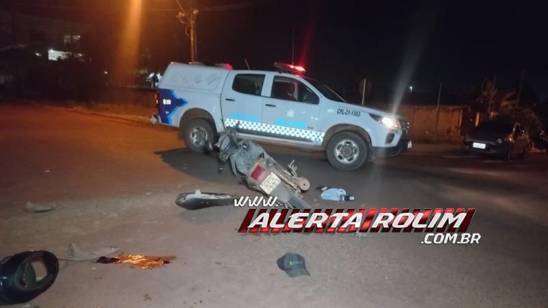 Colisão entre moto e caminhonete deixou um ferido nessa noite de sábado, em Rolim de Moura Colisão entre moto e caminhonete deixou um ferido nessa noite de sábado, em Rolim de Moura