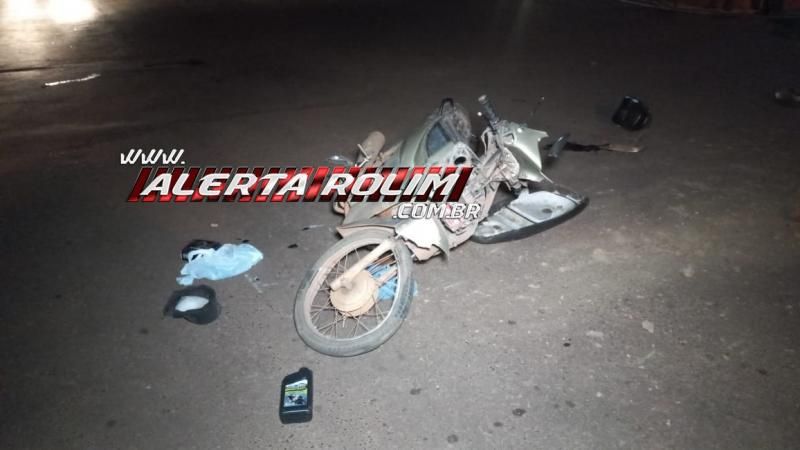 Colisão entre moto e caminhonete deixou um ferido nessa noite de sábado, em Rolim de Moura Colisão entre moto e caminhonete deixou um ferido nessa noite de sábado, em Rolim de Moura