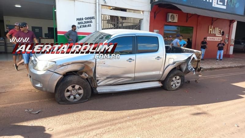 Dois acidentes foram registrados em sequência no mesmo local nessa tarde, em Rolim de Moura – Vídeo Dois acidentes foram registrados em sequência no mesmo local nessa tarde, em Rolim de Moura – Vídeo