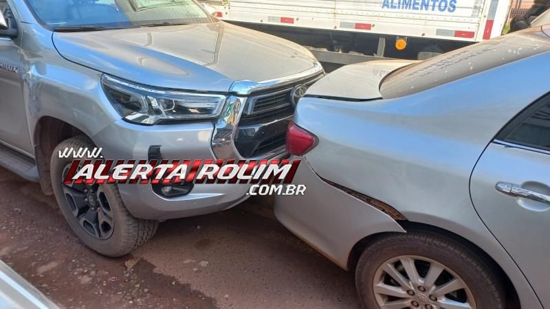 Dois acidentes foram registrados em sequência no mesmo local nessa tarde, em Rolim de Moura – Vídeo Dois acidentes foram registrados em sequência no mesmo local nessa tarde, em Rolim de Moura – Vídeo