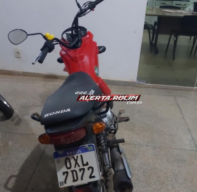 Durante ação rápida da PM, em Nova Brasilândia, moto furtada foi localizada e um suspeito acabou preso Durante ação rápida da PM, em Nova Brasilândia, moto furtada foi localizada e um suspeito acabou preso