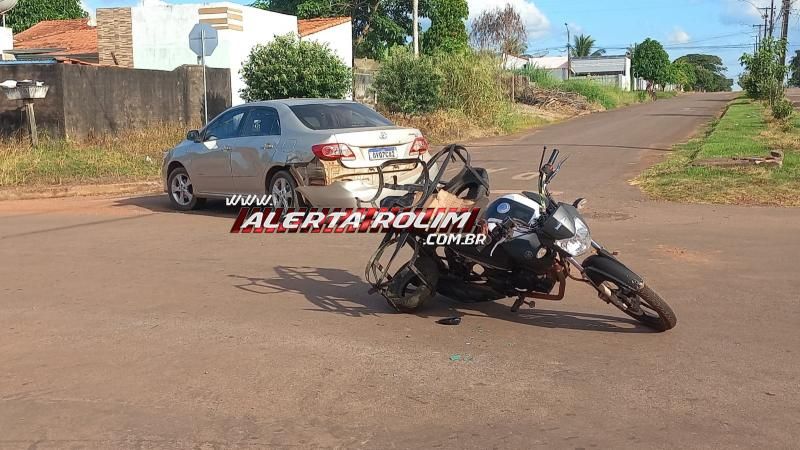 Entregador de gás foi socorrido após acidente de trânsito nessa tarde, em Rolim de Moura Entregador de gás foi socorrido após acidente de trânsito nessa tarde, em Rolim de Moura