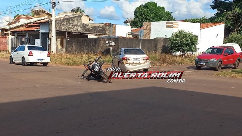 Entregador de gás foi socorrido após acidente de trânsito nessa tarde, em Rolim de Moura Entregador de gás foi socorrido após acidente de trânsito nessa tarde, em Rolim de Moura