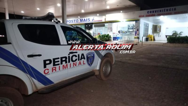 ATUALIZAÇÃO - Homem atingido por disparos de arma de fogo em Rolim de Moura foi transferido para Cacoal e seu quadro de saúde é grave ATUALIZAÇÃO - Homem atingido por disparos de arma de fogo em Rolim de Moura foi transferido para Cacoal e seu quadro de saúde é grave