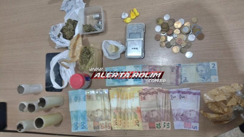 Homem foi preso em flagrante por crime de tráfico de drogas, pela equipe do PATAMO da Polícia Militar, em Rolim de Moura; Vídeo Homem foi preso em flagrante por crime de tráfico de drogas, pela equipe do PATAMO da Polícia Militar, em Rolim de Moura; Vídeo