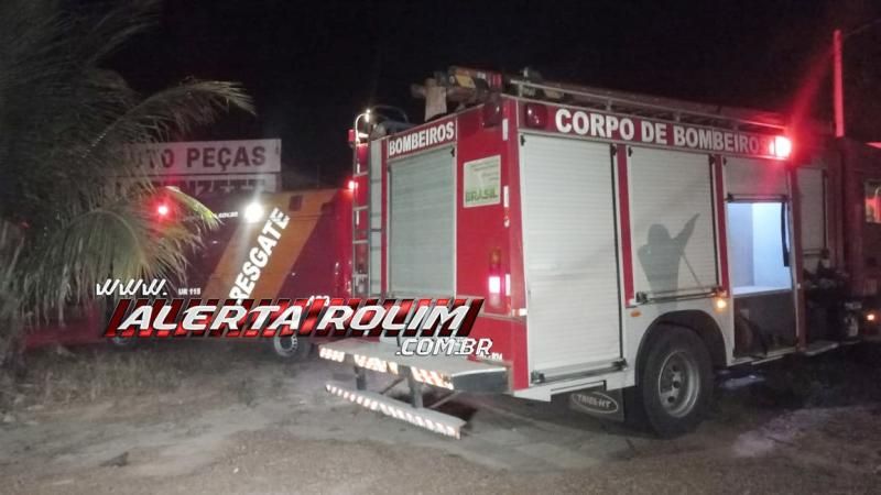Incêndio em residência foi registrado na noite de quarta-feira, em Rolim de Moura Incêndio em residência foi registrado na noite de quarta-feira, em Rolim de Moura