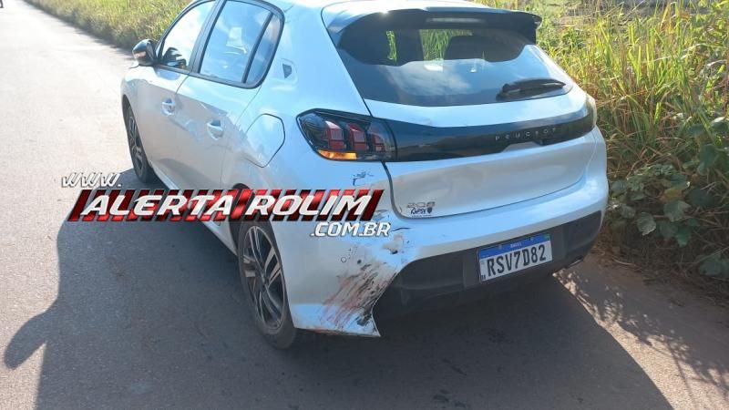 Motociclista foi socorrido após bater na traseira de carro na RO 010, em Rolim de Moura Motociclista foi socorrido após bater na traseira de carro na RO 010, em Rolim de Moura