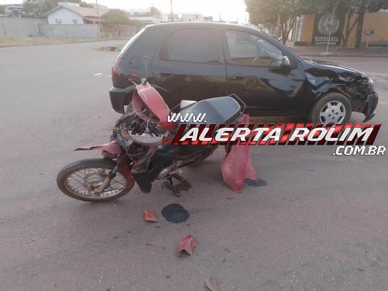Mulher fraturou a perna em acidente de trânsito nessa manhã, em Rolim de Moura Mulher fraturou a perna em acidente de trânsito nessa manhã, em Rolim de Moura