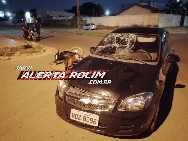 Mulher fraturou a perna em acidente de trânsito nessa manhã, em Rolim de Moura Mulher fraturou a perna em acidente de trânsito nessa manhã, em Rolim de Moura