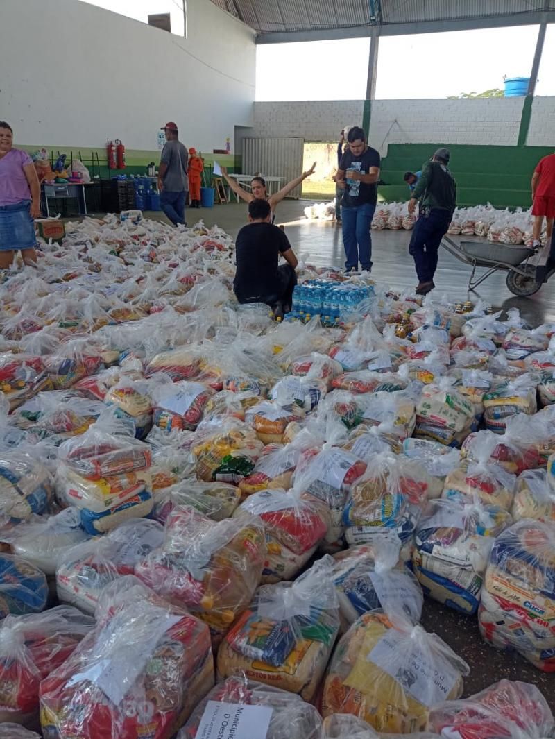 Prefeitura de Santa Luzia enviou 25 toneladas de alimentos, água e cobertores para o Rio Grande do Sul Prefeitura de Santa Luzia enviou 25 toneladas de alimentos, água e cobertores para o Rio Grande do Sul