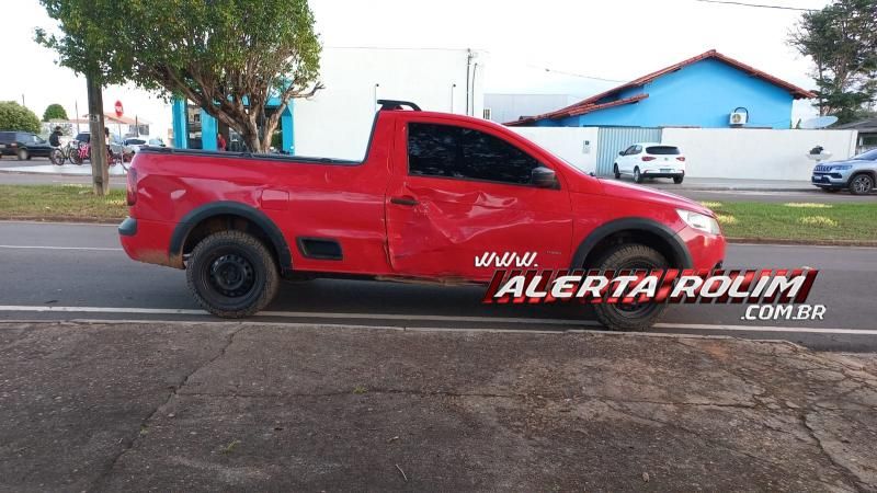 Quarto acidente de trânsito do dia mobilizou bombeiros e PM, em Rolim de Moura Quarto acidente de trânsito do dia mobilizou bombeiros e PM, em Rolim de Moura