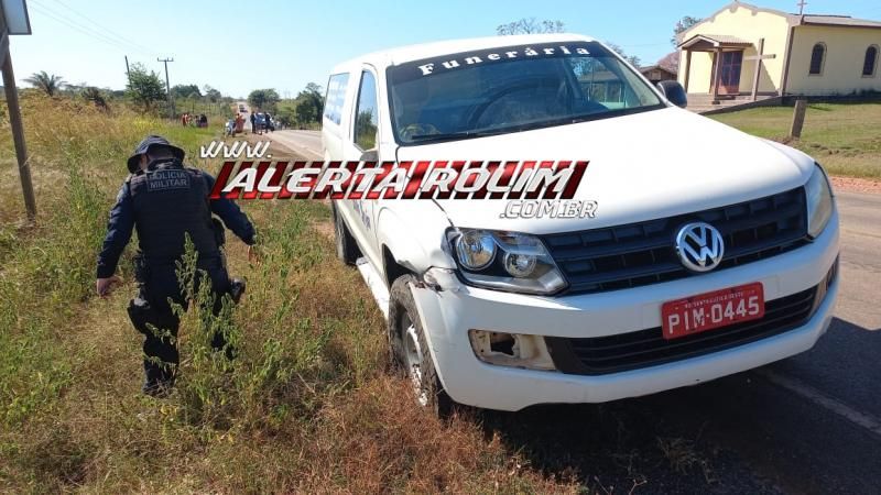 Acidente envolvendo moto e carro funerário ocorreu na RO 383, em Rolim de Moura Acidente envolvendo moto e carro funerário ocorreu na RO 383, em Rolim de Moura