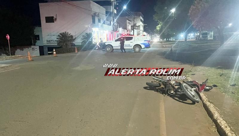 Colisão entre motos foi registrada nessa madrugada no Centro de Rolim de Moura Colisão entre motos foi registrada nessa madrugada no Centro de Rolim de Moura